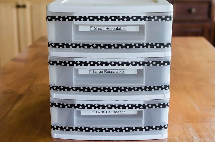 inexpensive attractive easy way to organize all of your plastic bags