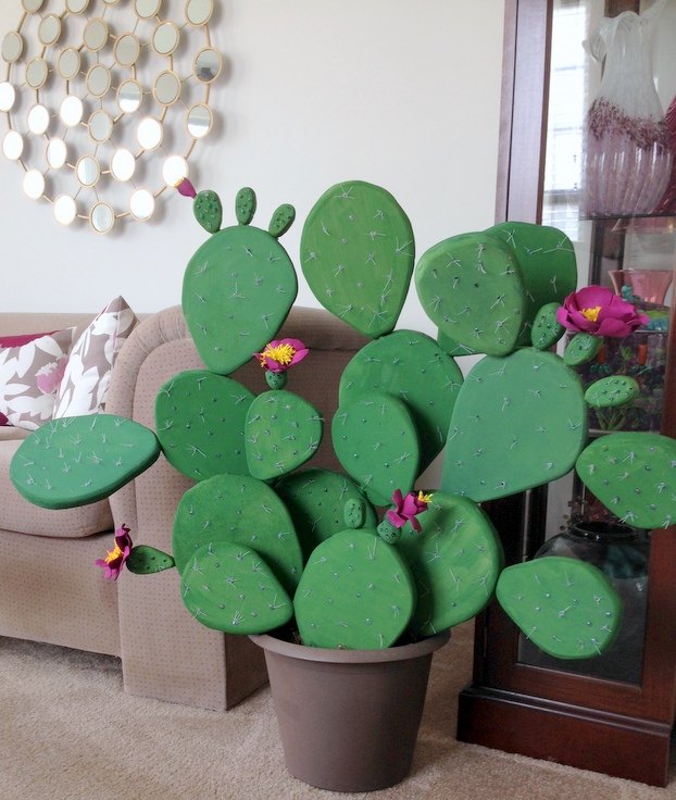cactus con flores de higo chumbo diy