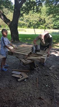 kitchen table made from recalimed pallet wood, pallet, repurposing upcycling, woodworking projects