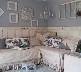 s why everyone is freaking out over these country cottage rooms, bedroom ideas, entertainment rec rooms, home decor, These barn doors make the cutest headboard