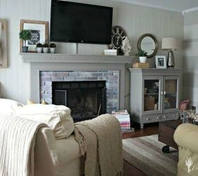 s why everyone is freaking out over these country cottage rooms, bedroom ideas, entertainment rec rooms, home decor, This family room blends modern with country