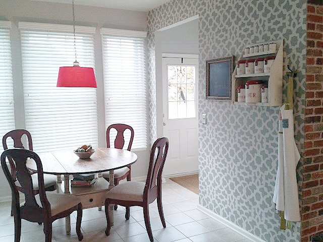 moroccan stencils can add spice to a breakfast nook, painting