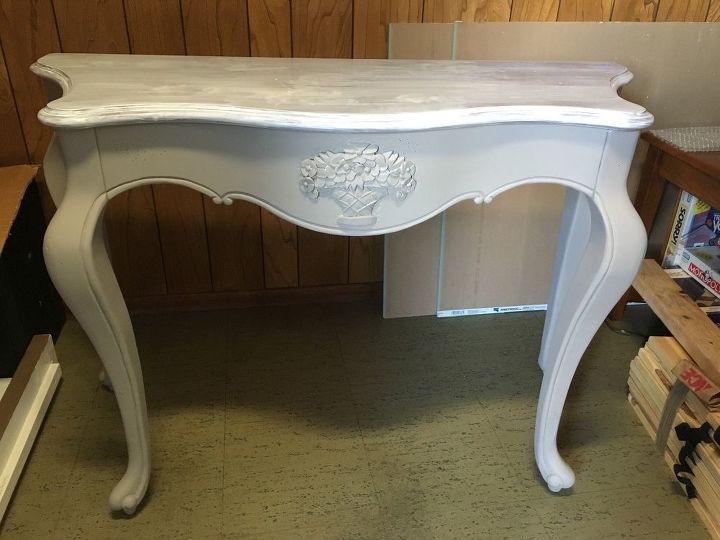 restyled bombay console table, painted furniture, Top primed and painted with Behr Heavy Cream