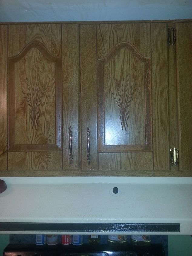 q how do i paint these awful looking cabinets, kitchen cabinets, painting, painting cabinets