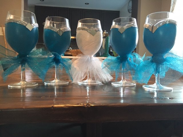 presentes para a festa da noiva, copos acabados