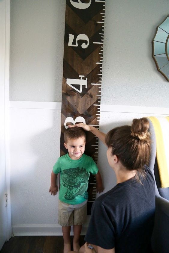 wooden growth chart, wall decor, woodworking projects