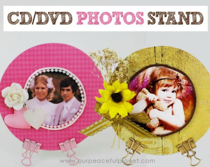 s 15 brilliant things to do with your old cds, repurposing upcycling, Turn them into a photo stand