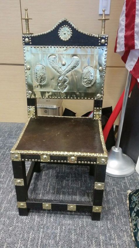 q can anyone identify this chair , home decor, home decor id, Gold and Brown chair