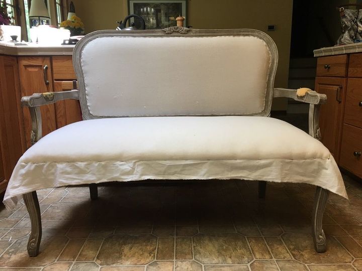cmo retapizar un sof anticuado al estilo de restoration hardware