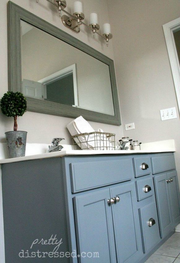 11 ways to transform your bathroom vanity without replacing it, Add new handles to drawers