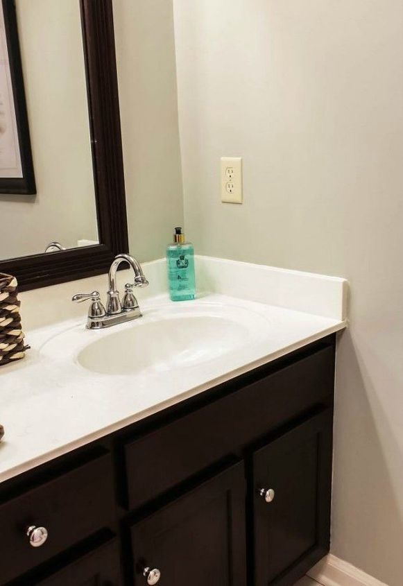 11 ways to transform your bathroom vanity without replacing it, Use gel paint to give it a new look