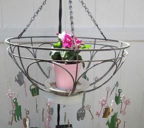 s 11 genius things people do with their old keys, home decor, They make them into wind chimes using a bowl