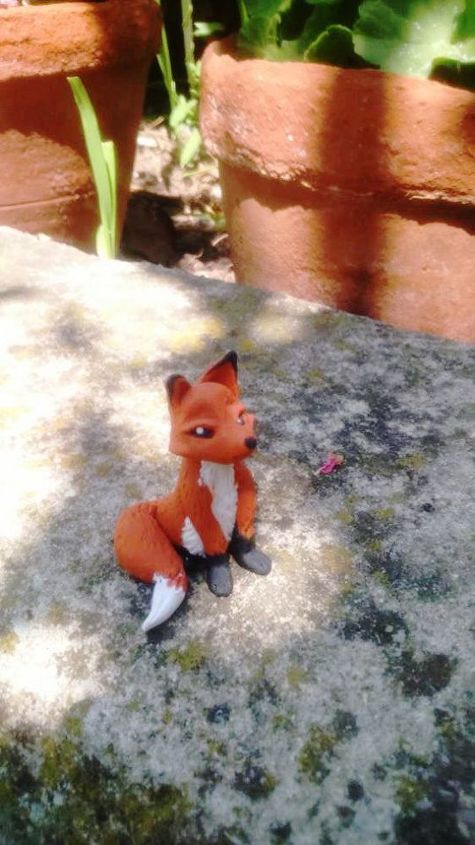 raposa em miniatura para jardim de fadas