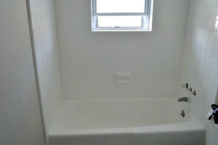 31 brilliant ways to upcycle transform and fix your bathtub, Paint It A New Color