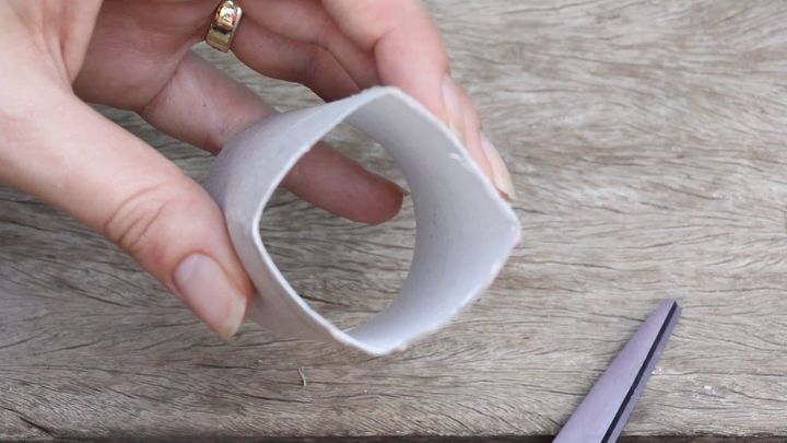 turn paper towel rolls into cheap biodegradable seed starter pots