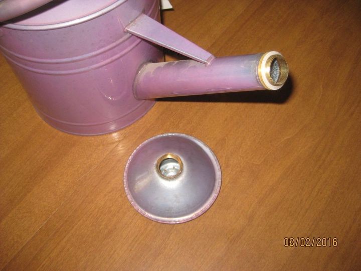 faux watering can, crafts, how to, repurposing upcycling