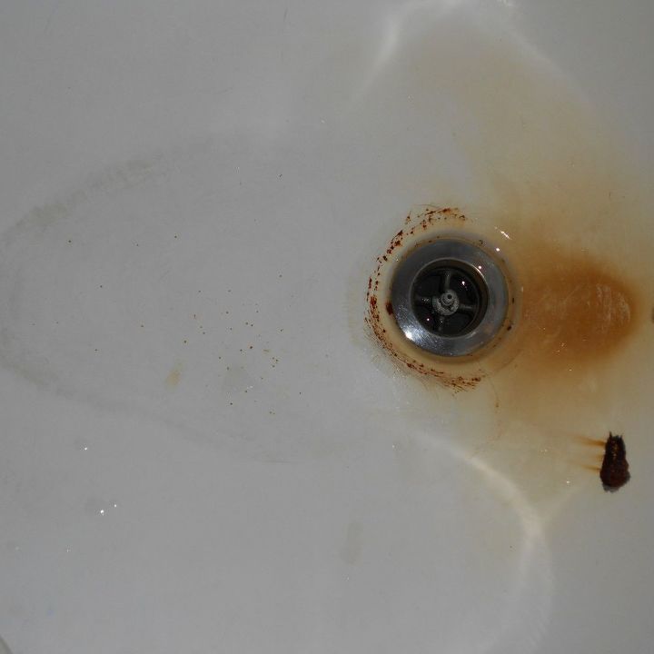 How Do I Clean A Rusty Bathtub Hometalk, Why Does My Bathtub Have Black Spots