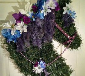 s 16 things you didn t know you could do with chickenwire, Create a cool shaped wreath with garland