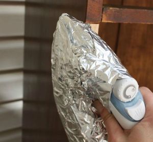 s here s why you should be buying extra rolls of tin foil, cleaning tips