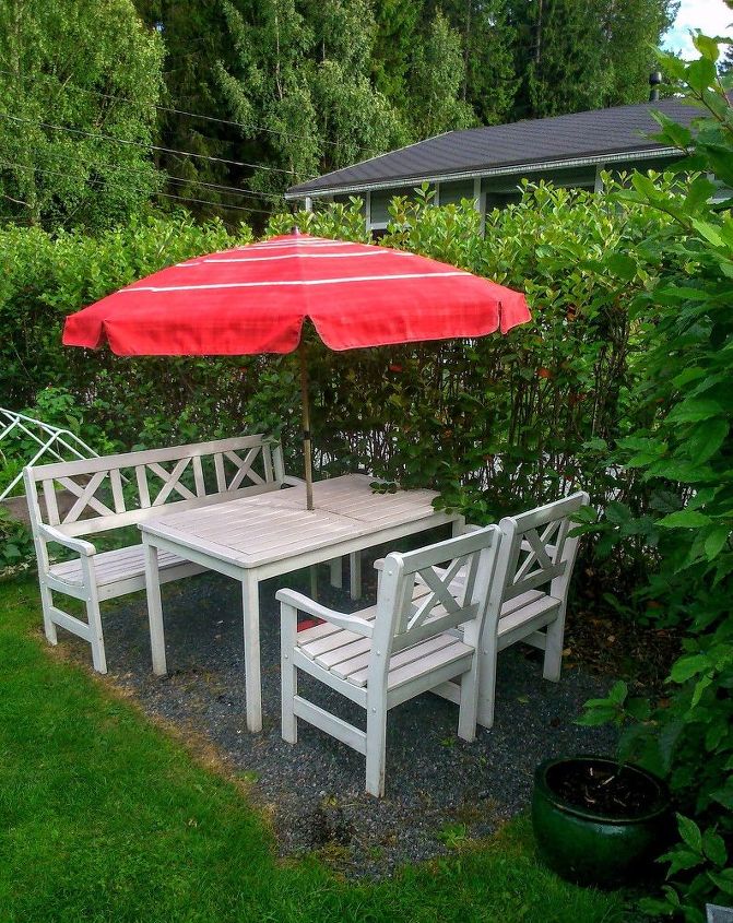 spray painted parasol, how to, painting, painting upholstered furniture