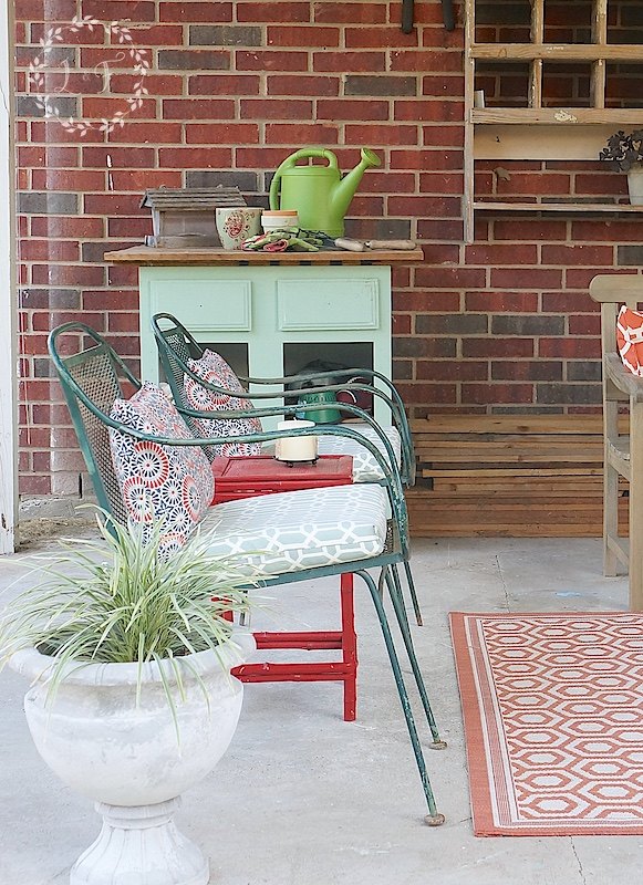budget friendly patio makeover with a new vintage mix, outdoor furniture, painted furniture, patio