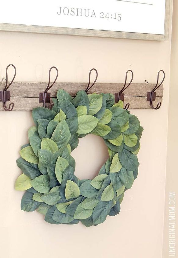 8+ Places to Find Inexpensive Farmhouse Wreaths| FArmhouse Wreath, Farmhouse Wreath DIY, Farmhouse Wreath Decor, Farmhouse Decor, Porch Decor, Porch Decor Ideas