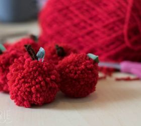 apple yarn pom poms, crafts, how to