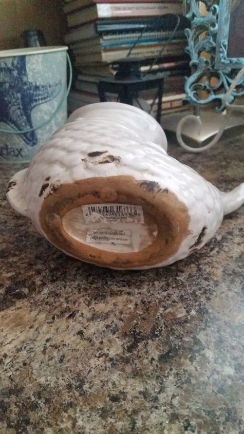 q how can i waterproof a vase container , crafts, Bottom of container you can see the unglazed ring