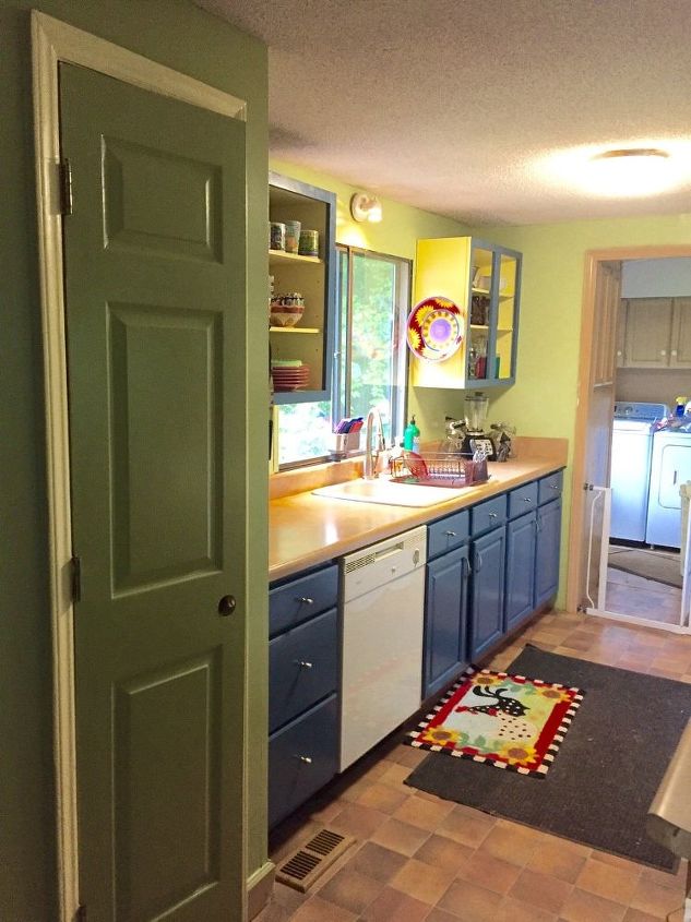 kitchen wall art, kitchen cabinets, kitchen design, painting