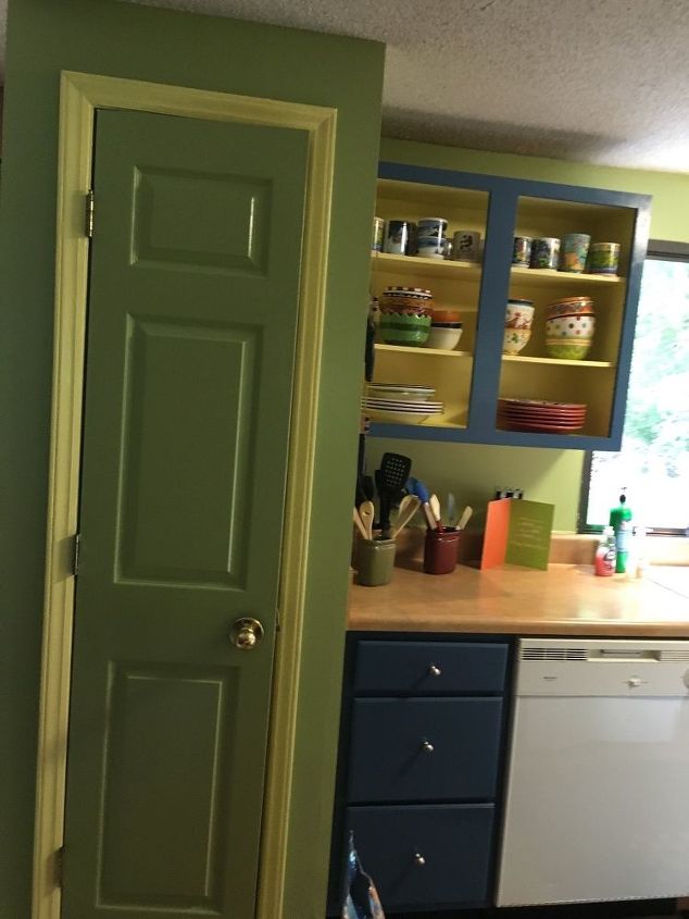 kitchen wall art, kitchen cabinets, kitchen design, painting