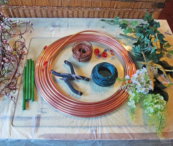 How to Make a Whimsical Hummingbird Perch | Hometalk