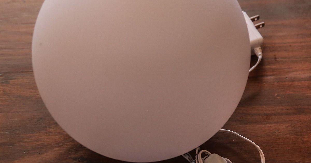 How To Add Dramatic Elegance With A Color Changing Lamp