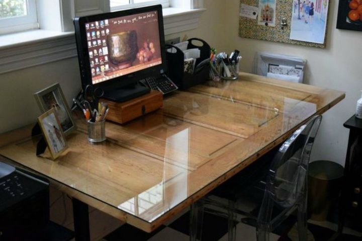 15 brilliant ways to upcycle old doors, Build it into a homey office desk