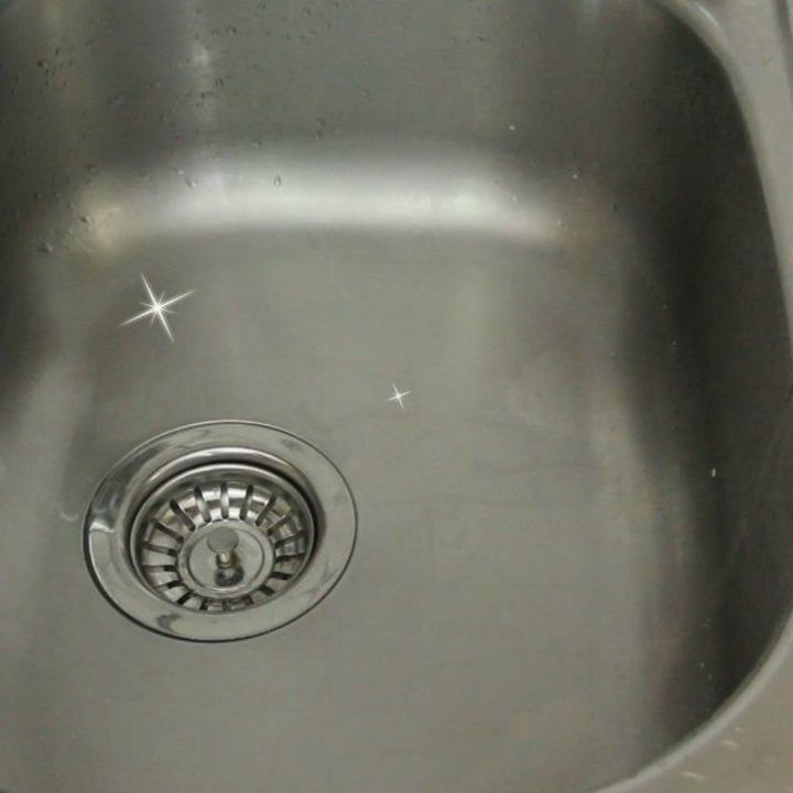 17 ways you never thought of using baking soda in your home, Unclog and clean your drain with it