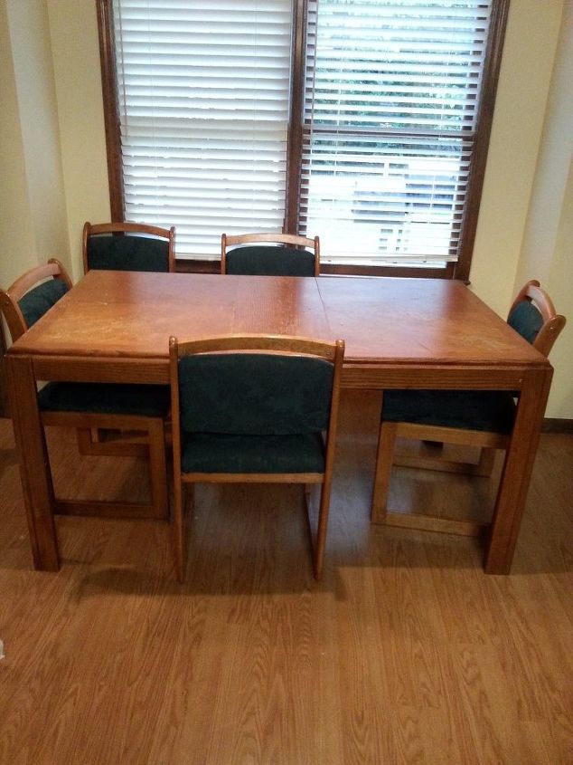 cambio de imagen de la mesa de la cocina, La mesa antes con la chapa de madera