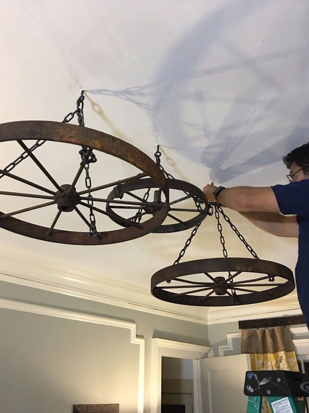 wagon wheel ceiling decor