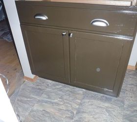 How to Use Gel Stain on Cabinets - The Good & The Bad