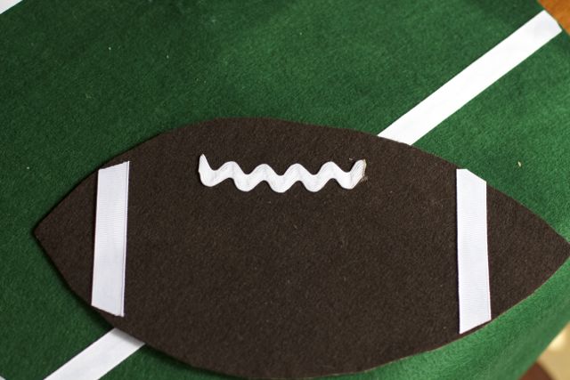 no sew football field runner game day decor, crafts