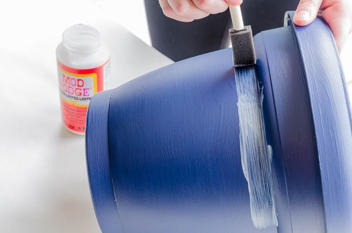 turn plastic plant pots into beautiful painted lace decoupage d cor, container gardening, crafts, decoupage, gardening, painting