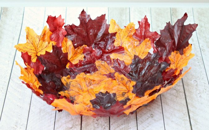 leaf bowl tutorial, crafts, decoupage, how to, seasonal holiday decor