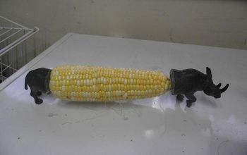 Sujetador de mazorcas de maíz de animales