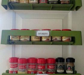these are the pantry organizing hacks that you ve been waiting for, Use a rack to store your spices