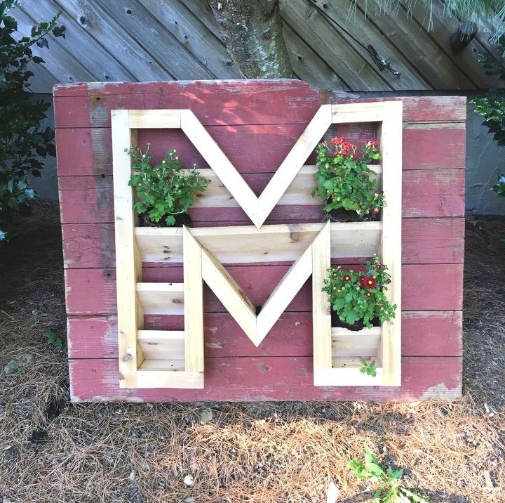 monogram planter, container gardening, gardening, how to, woodworking projects
