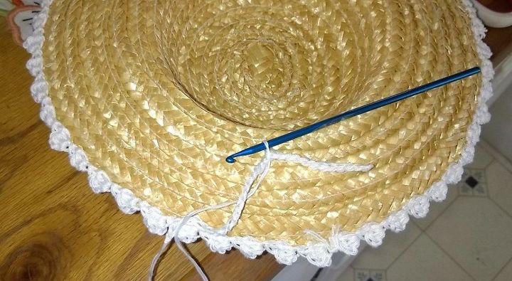 straw and thread hat wall hanging, crafts, how to, repurposing upcycling, wall decor