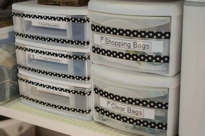 s 11 ways to hide your plastic bags without throwing them away, Sort them by size into different drawers