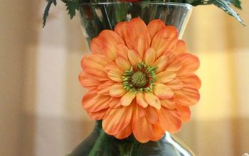  Crie uma linda mesa de outono com um vaso de flores e abóboras