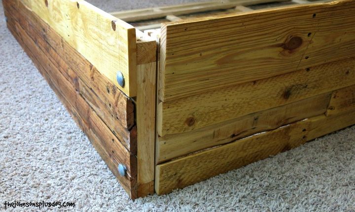 diy reclaimed wood bed, bedroom ideas, woodworking projects
