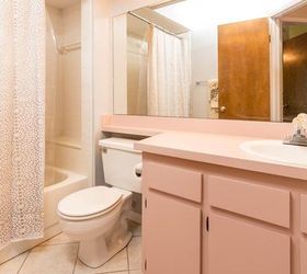 Help with 80's bathroom in a new home!