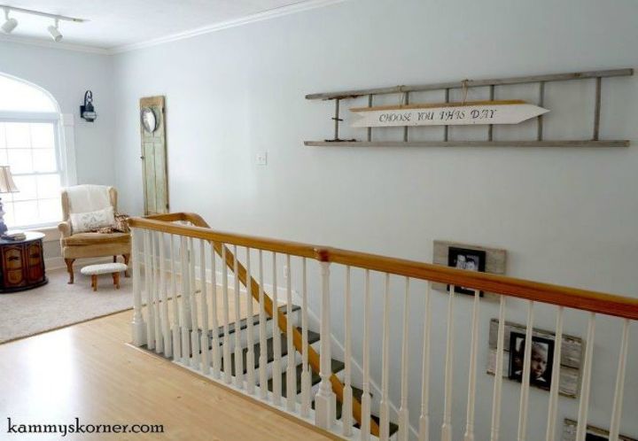 if your stairway walls are empty here s what you re missing, A place for your favorite quote