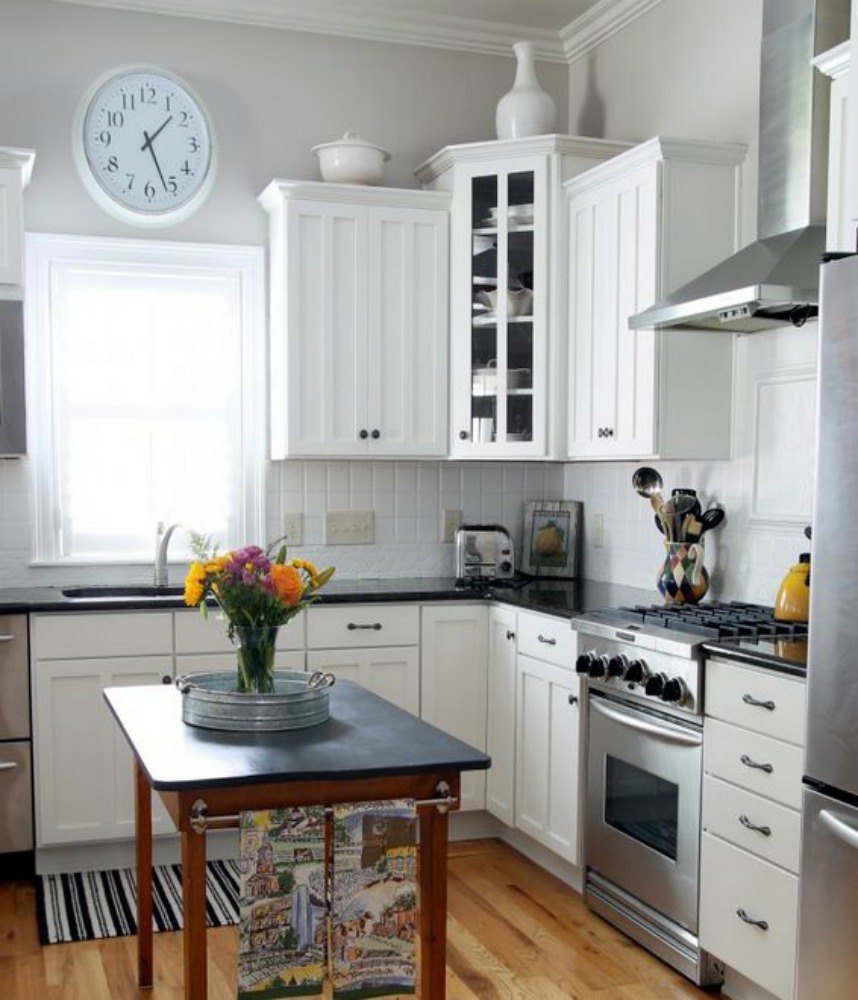 11 Gorgeous Ways To Transform Your Backsplash Without Replacing It
